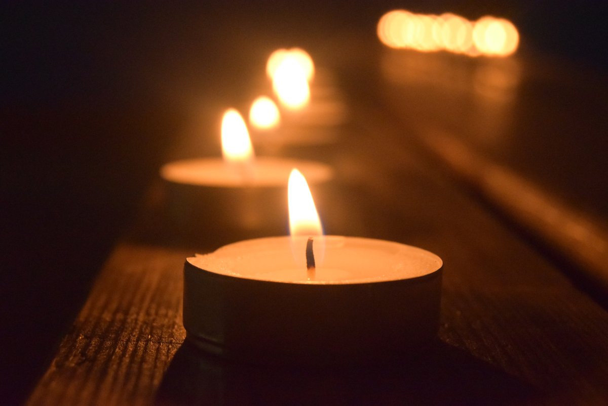 Свеча памяти