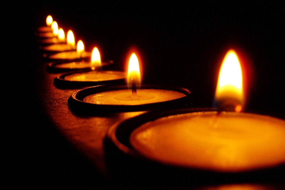 Свеча памяти