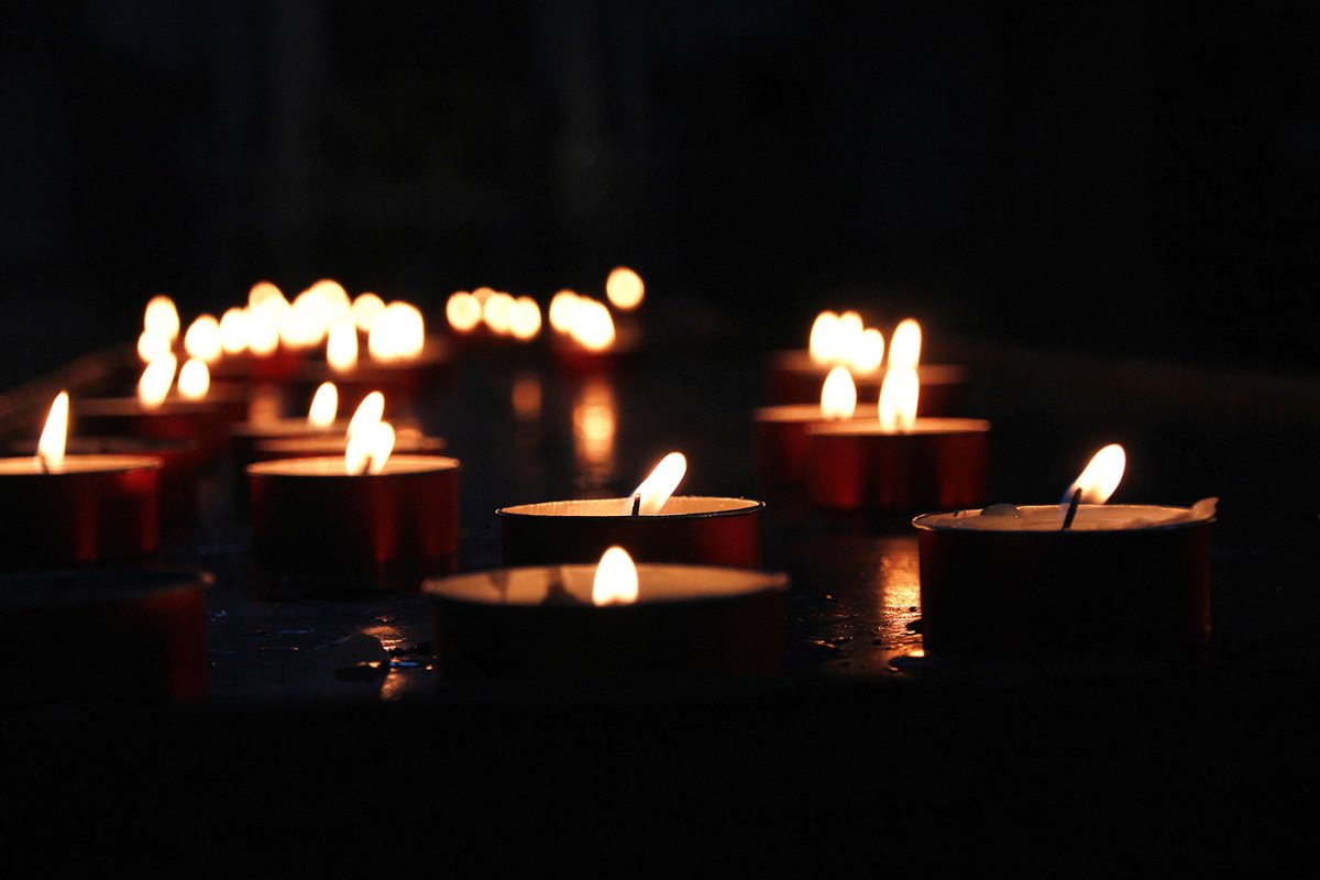 Траурная свеча