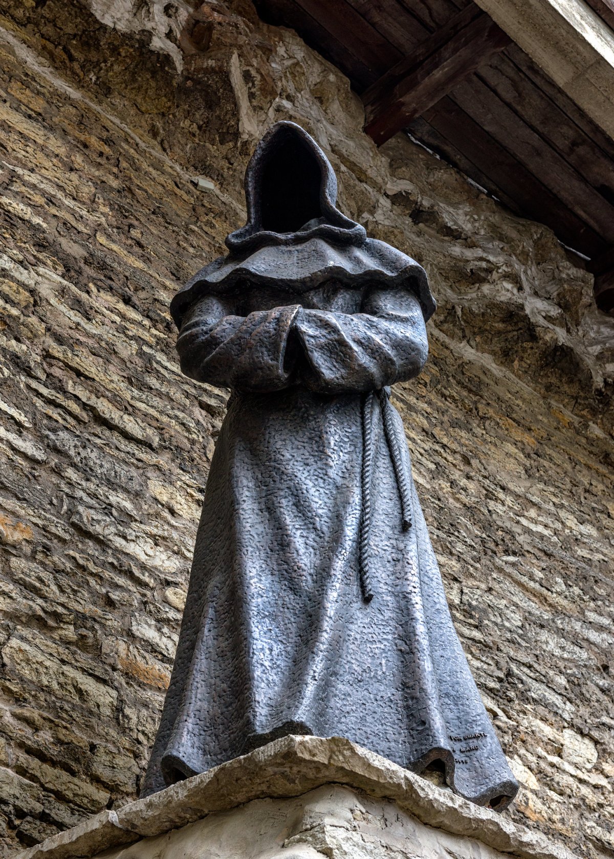 Монах отшельник Джвари