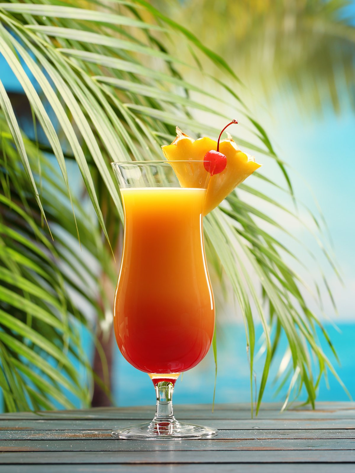 Тропический коктейль