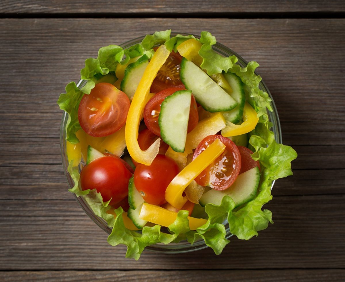 Салат из сырых овощей