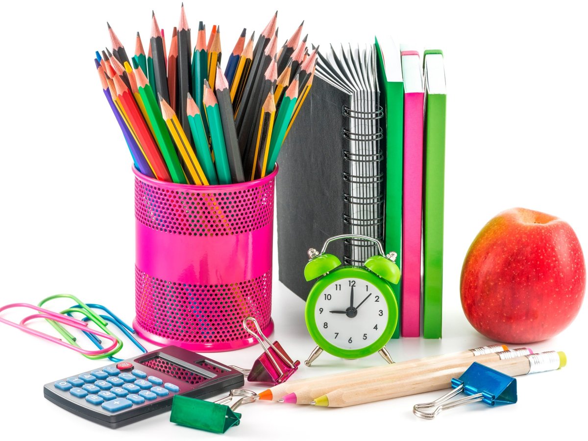 Канцелярские принадлежности