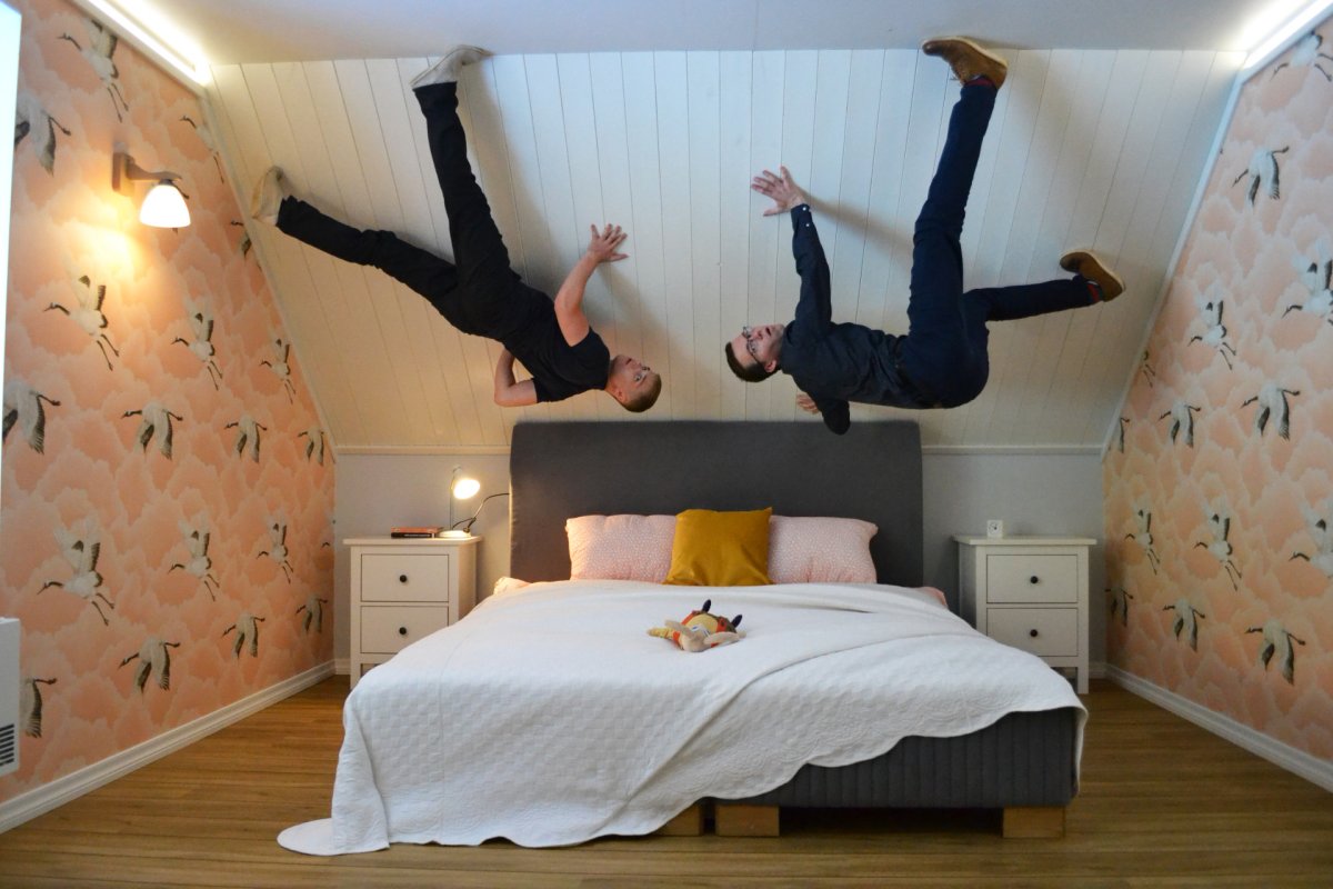 Перевернутый дом