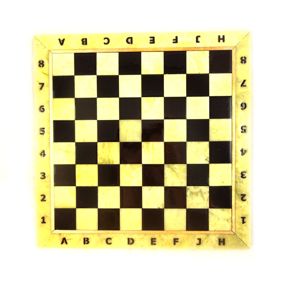 Шахматы без фона