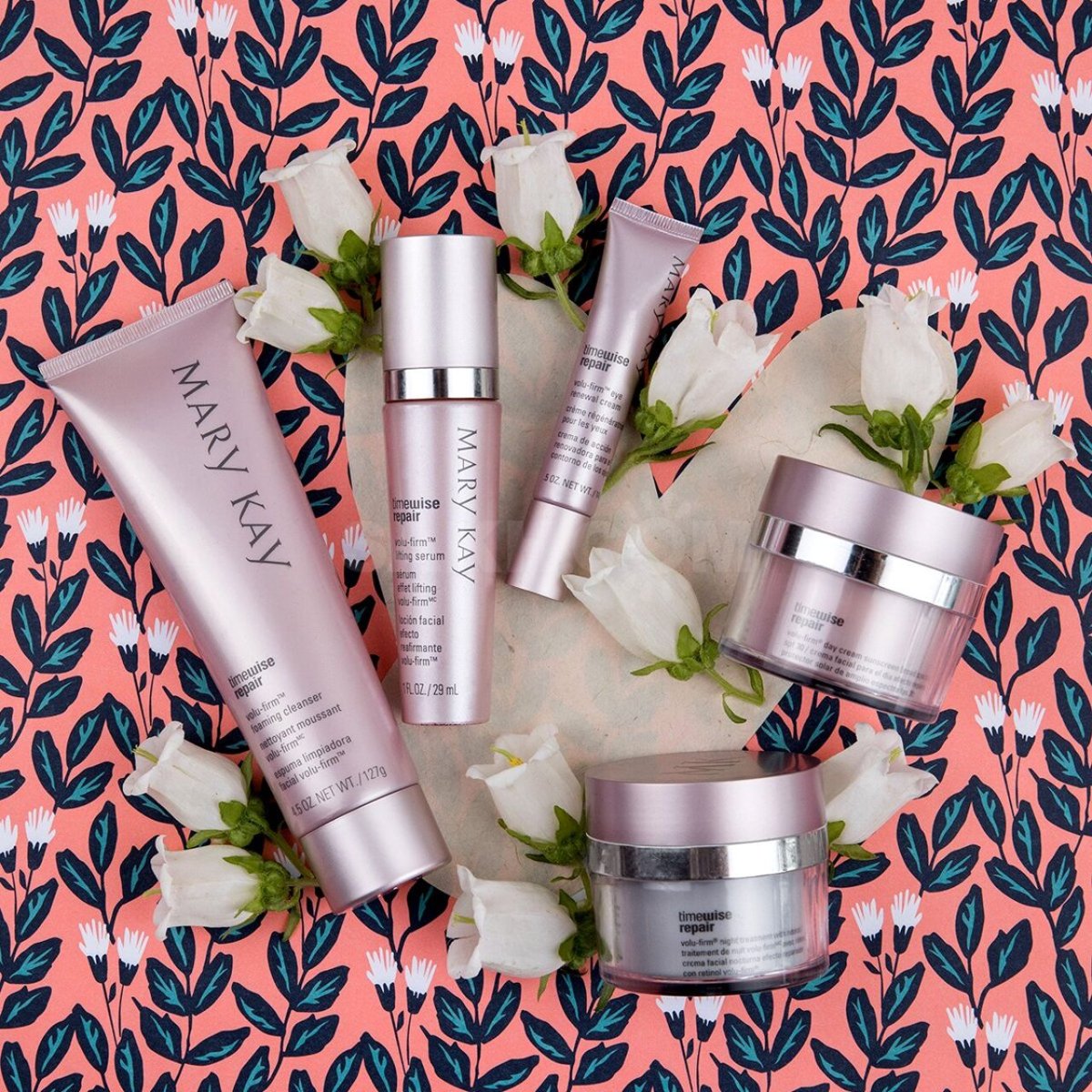 Помада с глиттером Мэри Кэй