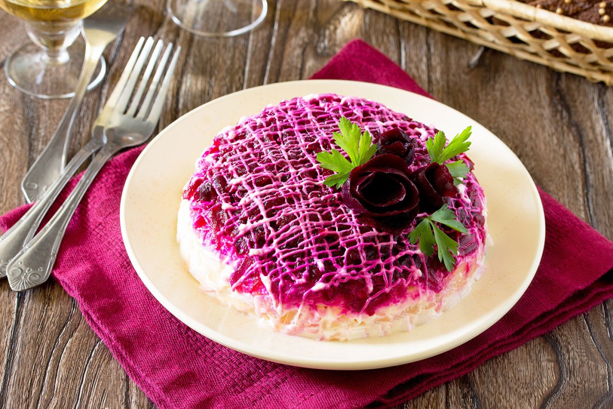 Салат "сельдь под шубой" 100г