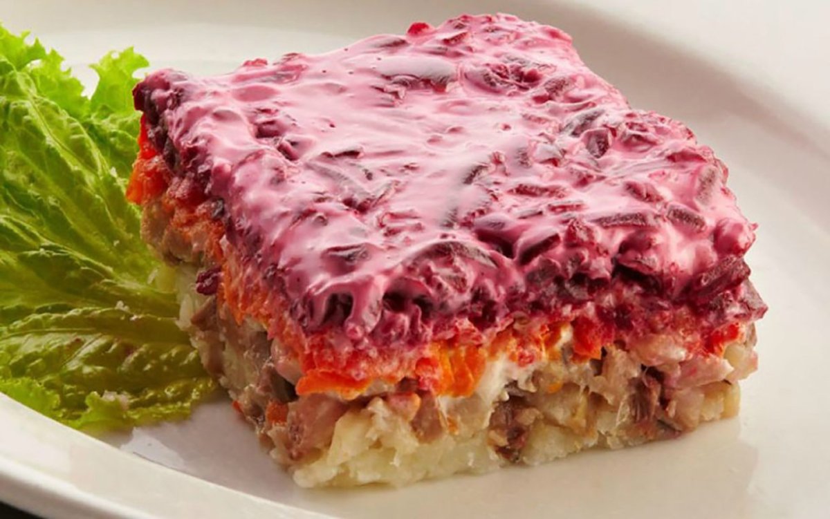 Салад селёдка под шубой