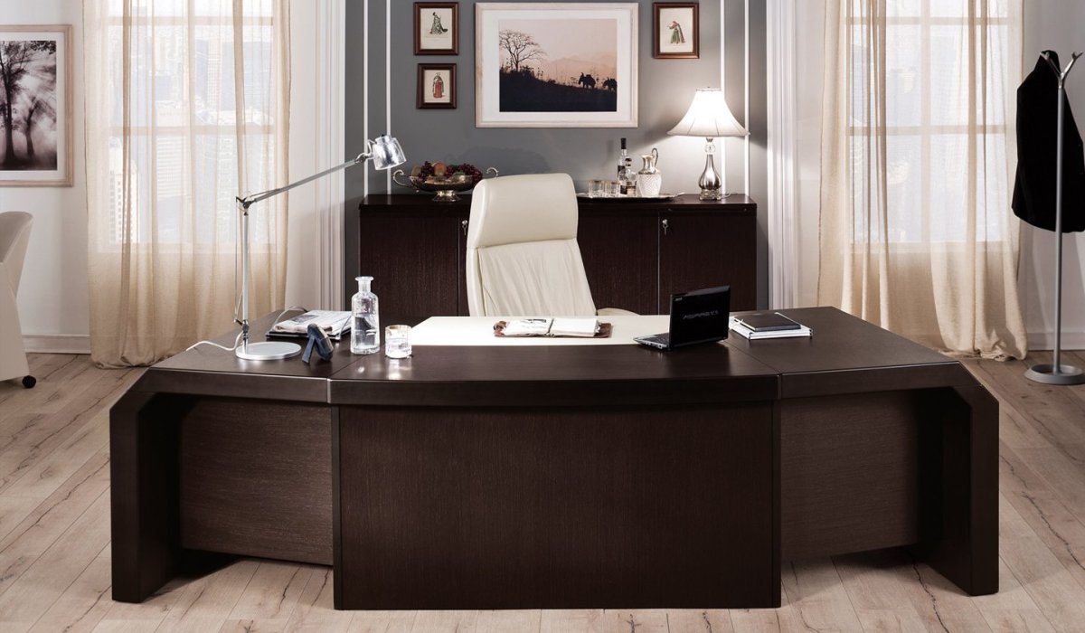 Кабинет руководителя Неоклассика серо беж