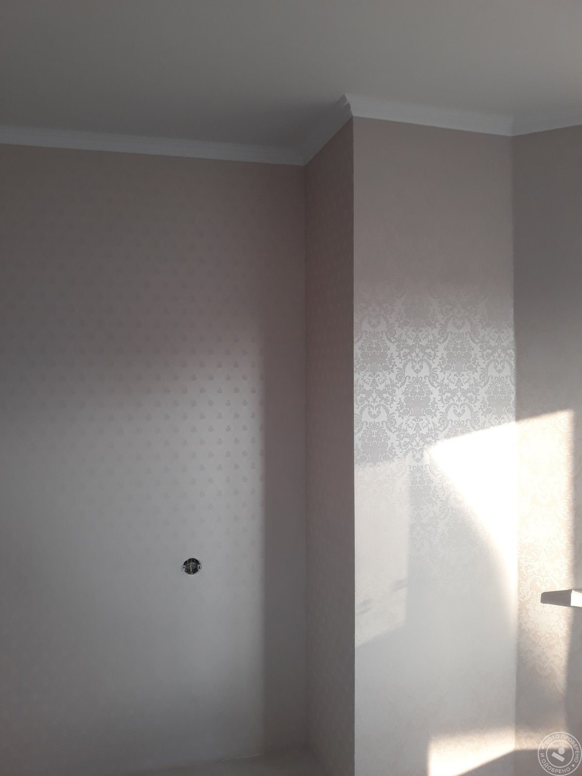 Поклейка обоев