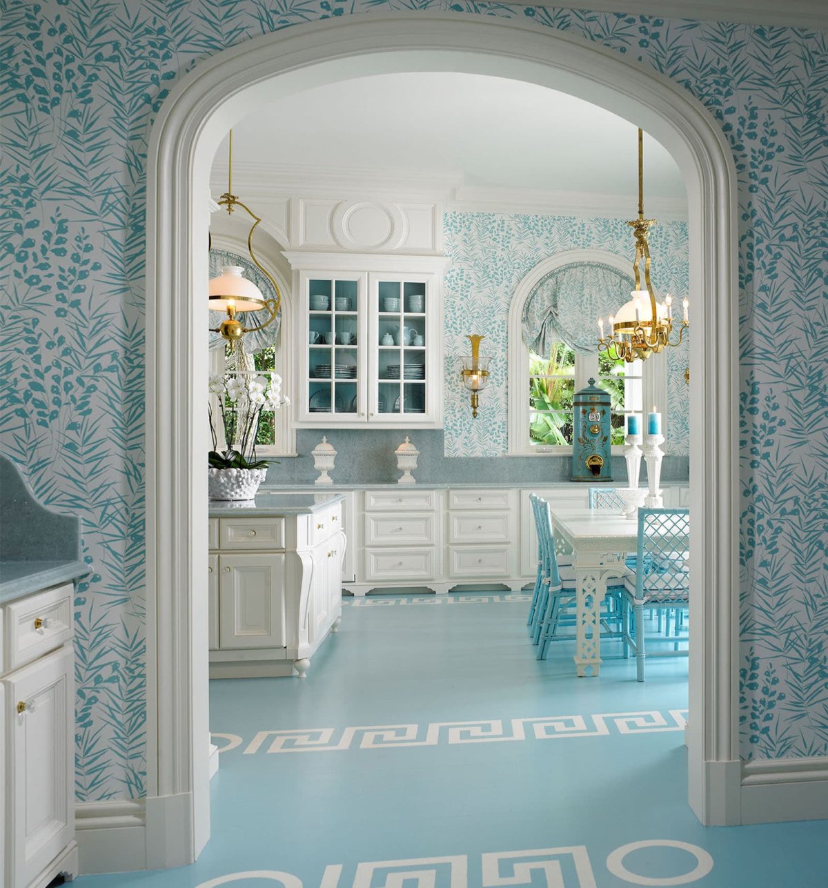 Сочетание голубого цвета в интерьере