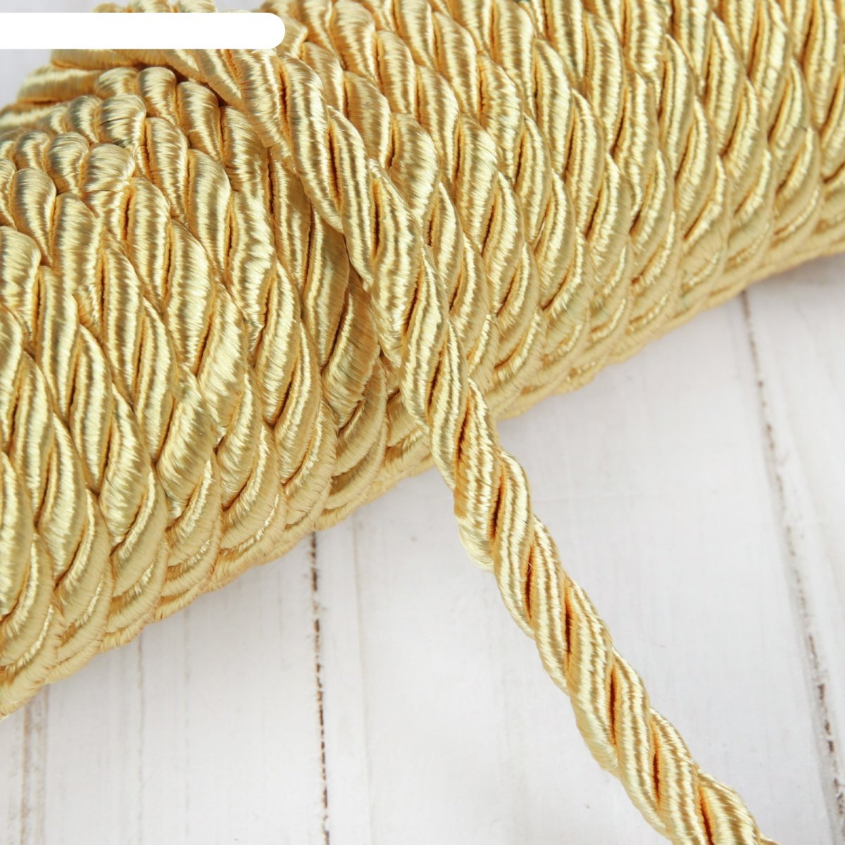 Декоративный шнур для натяжных потолков