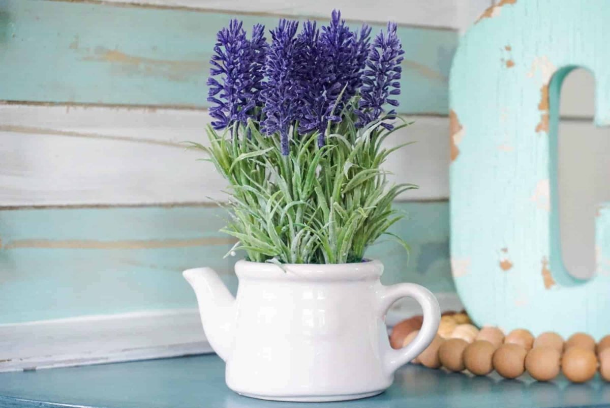 Букет лаванды на кухне