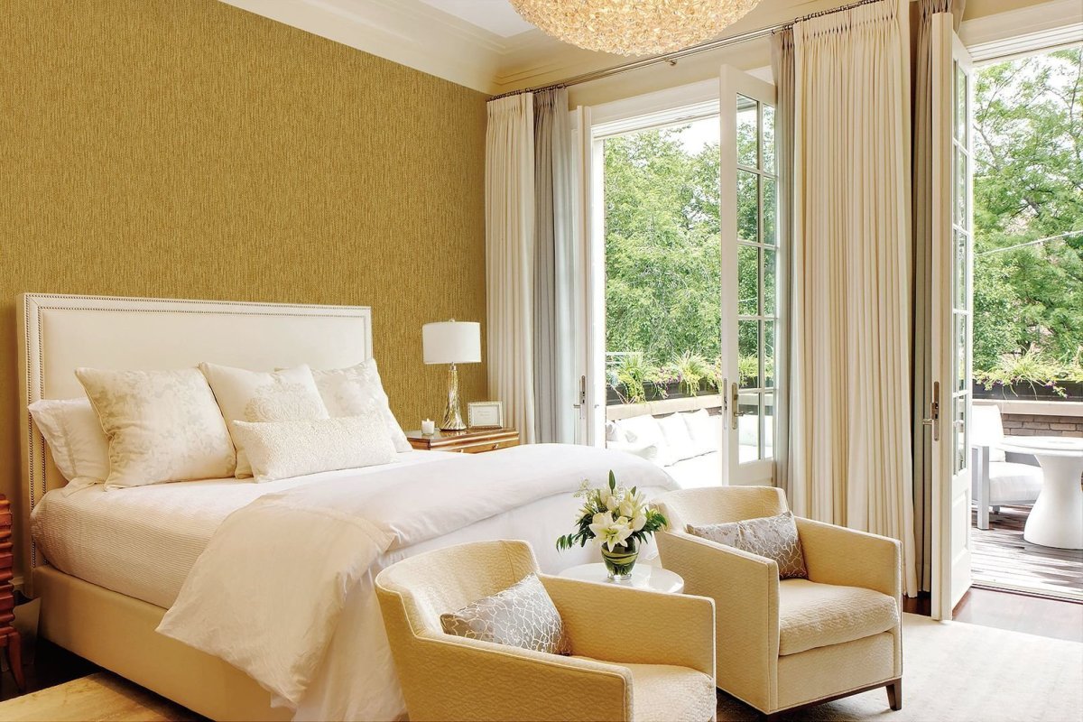 Комната в кремовых тонах