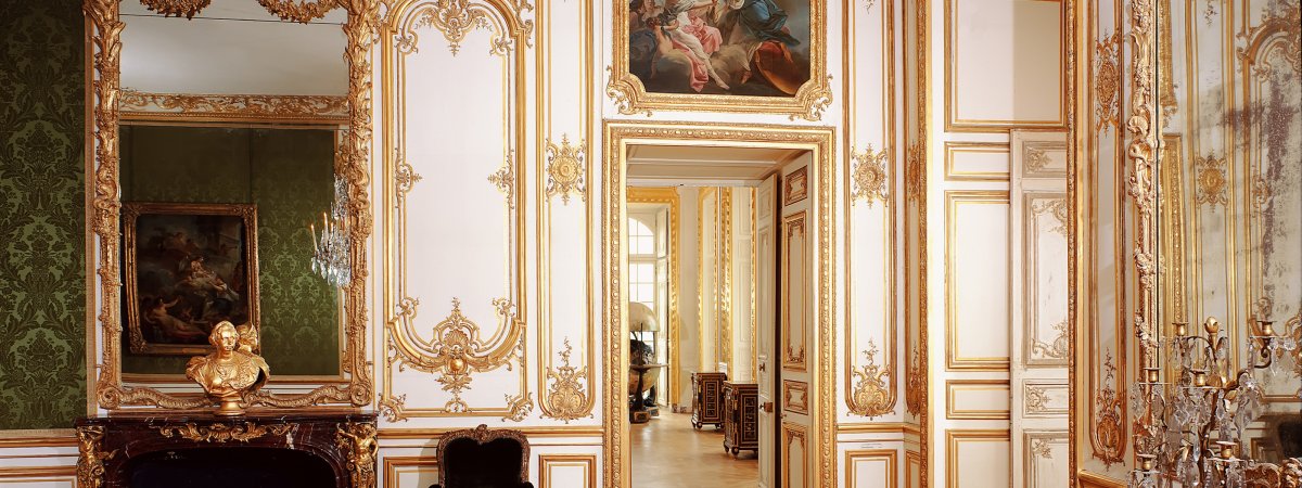 Текстильные обои в интерьере