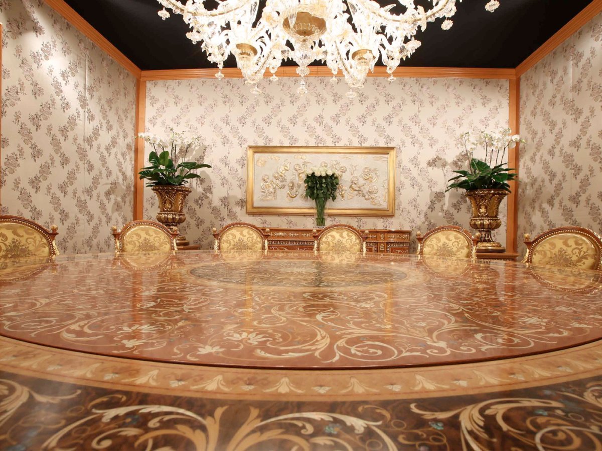 Итальянские столы от 1000000 рублей