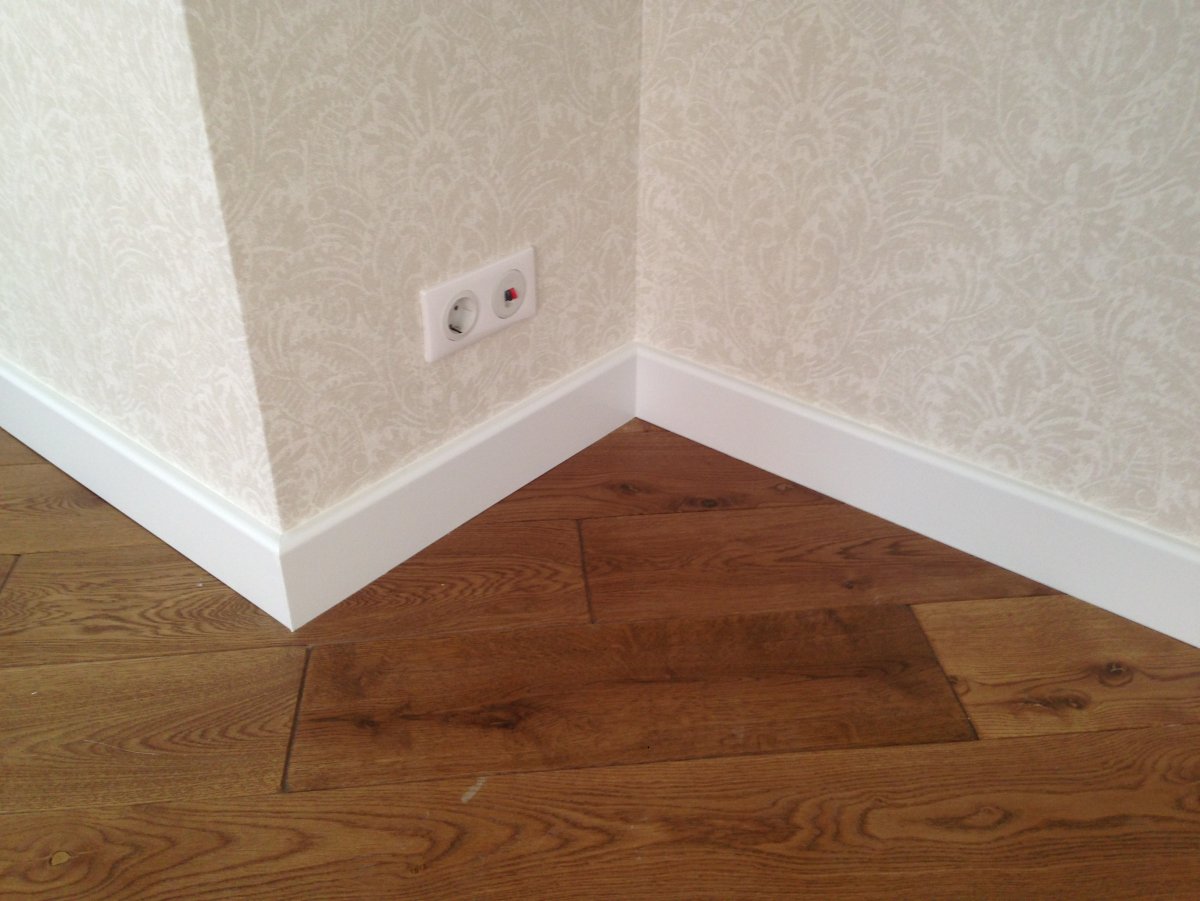 Напольный молдинг вместо плинтуса