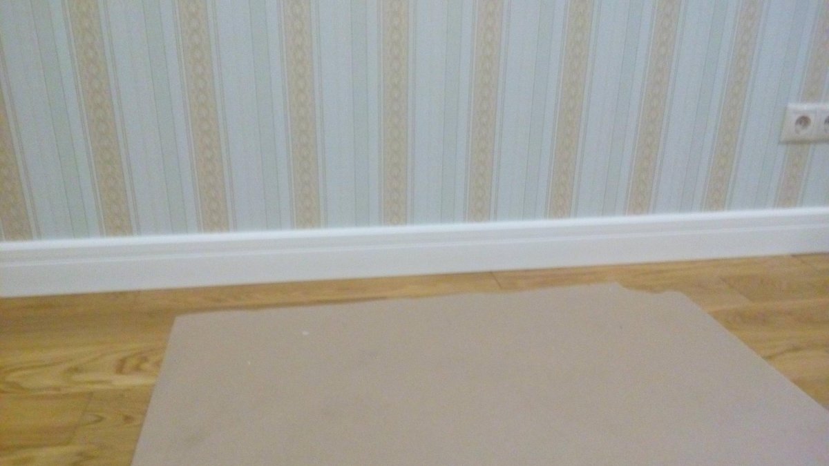 Плинтус напольный