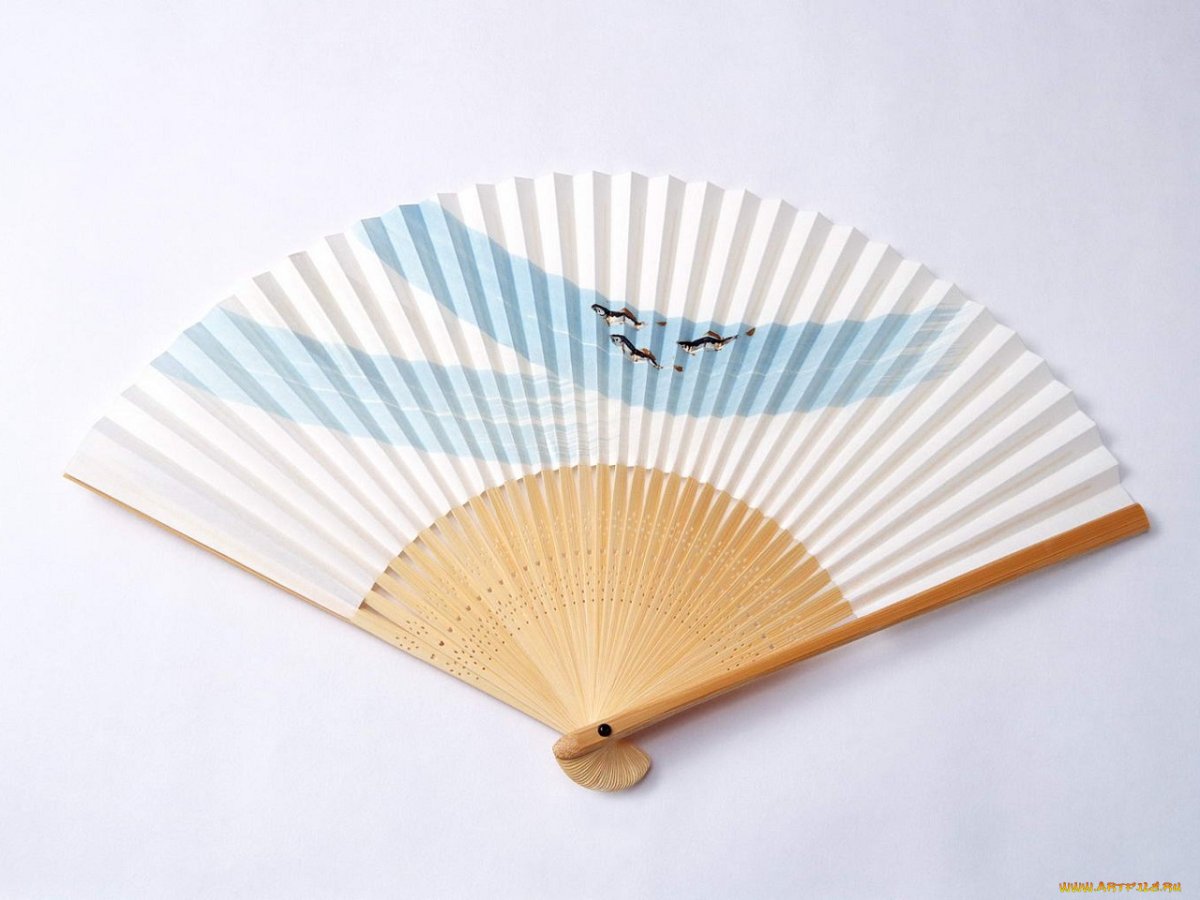 Веер в интерьере