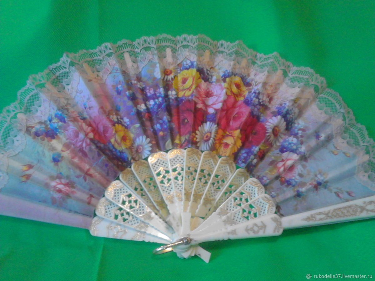 Золотистый веер