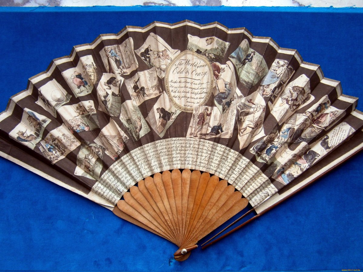 Веер фотокарточек