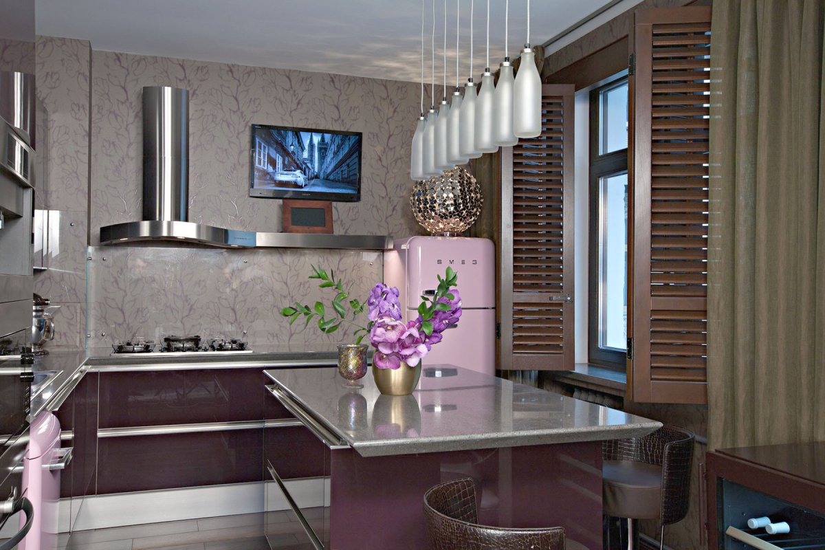 Темные обои на кухне