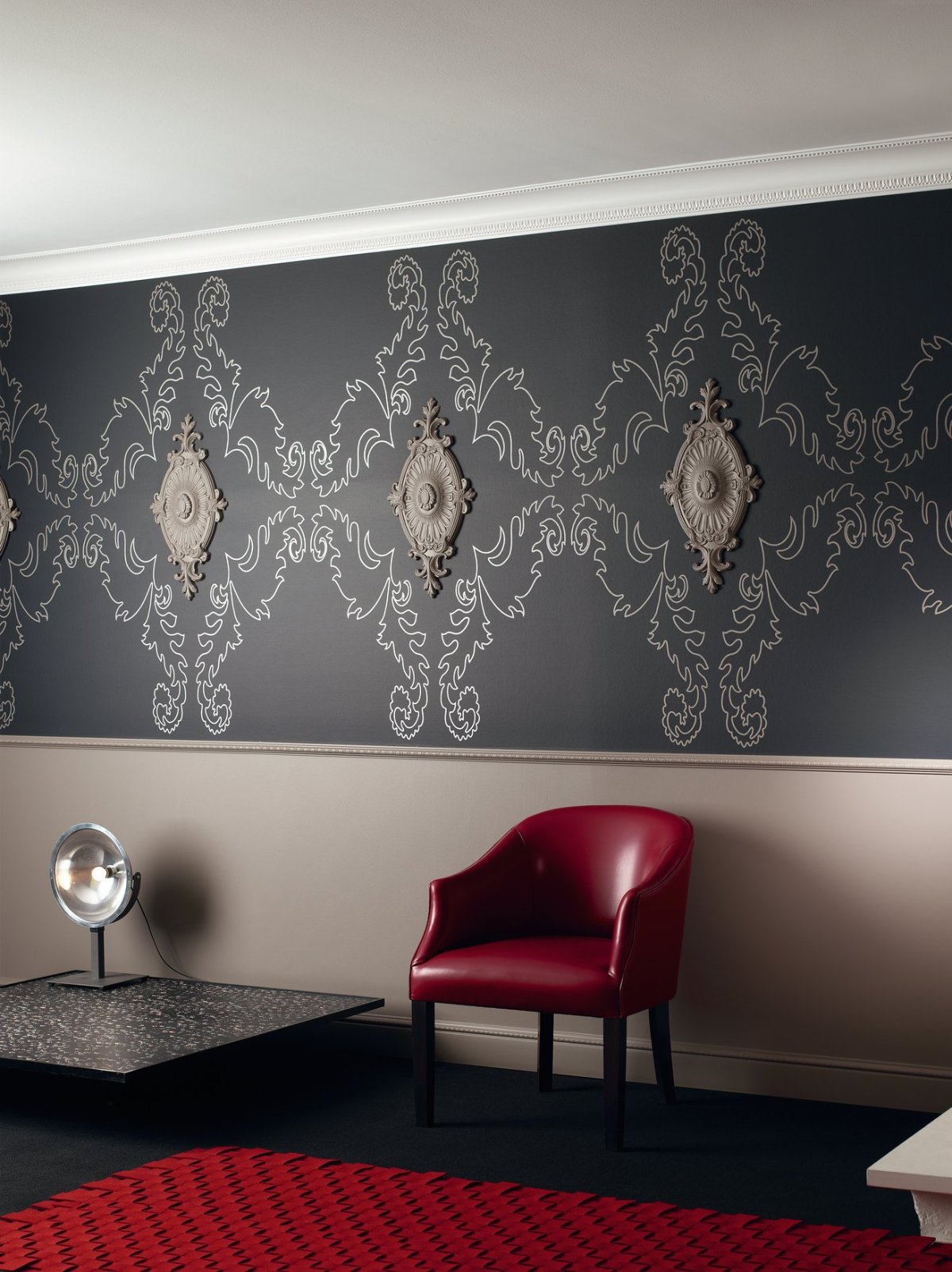 Молдинг для обоев на стену