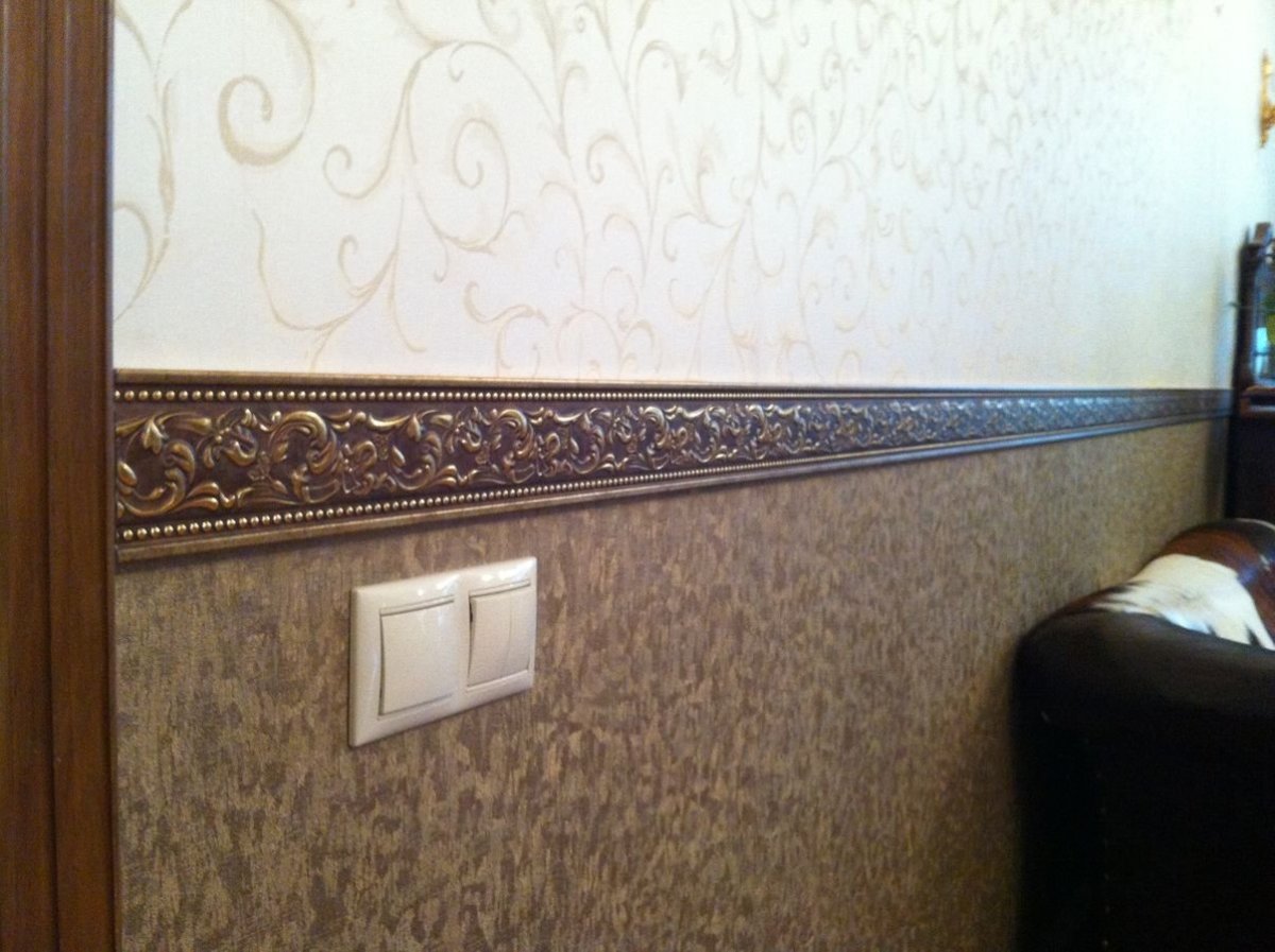 Молдинги для стыков обоев