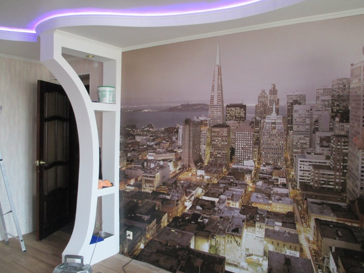 Как наклеить обои город