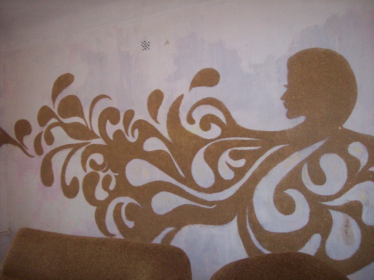 Жидкие обои узоры на стенах