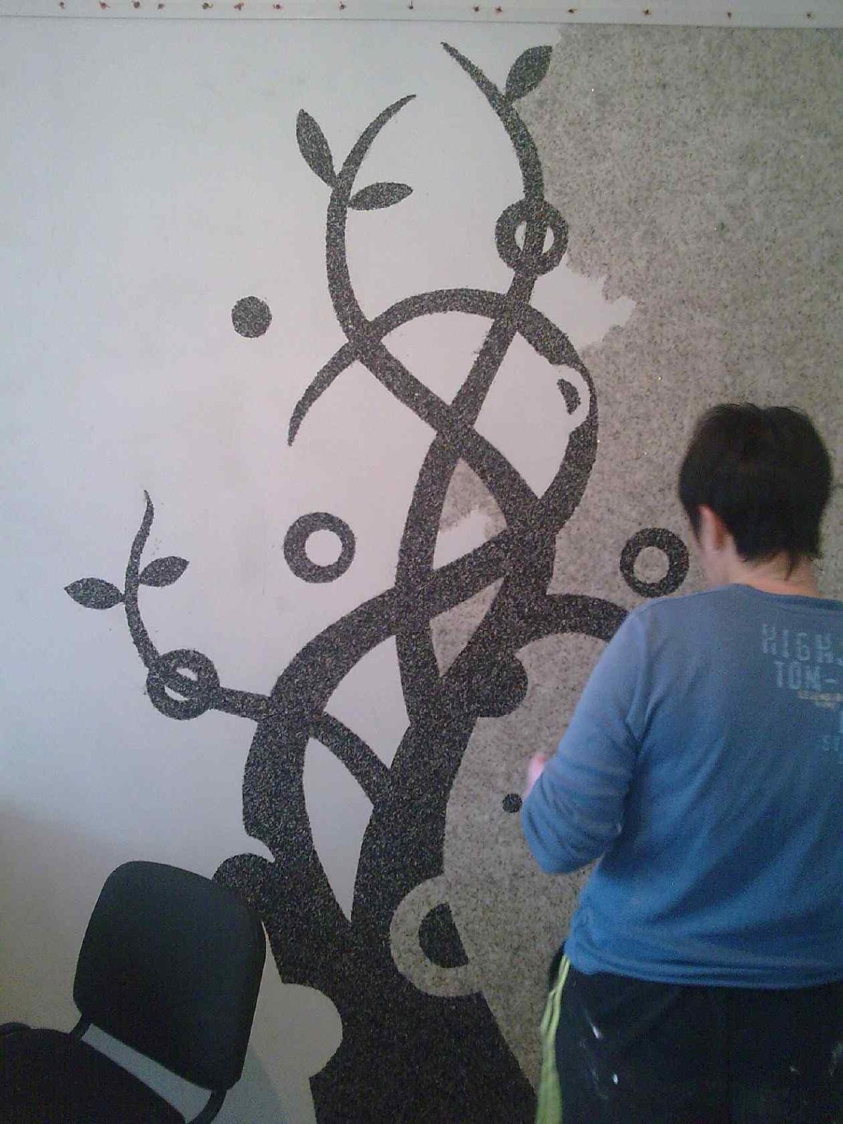 Декор стен жидкими обоями