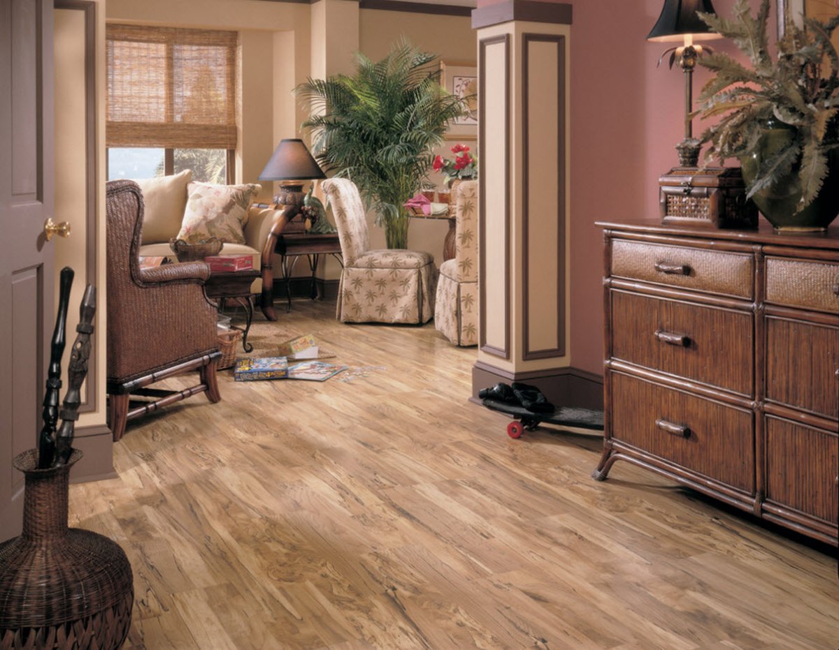 Ламинат бежево розовый в интерьере