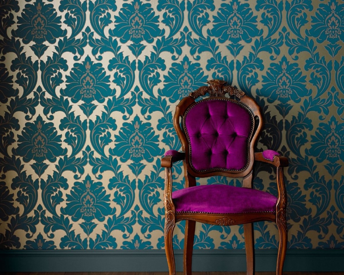 Обои синие с золотом для стен