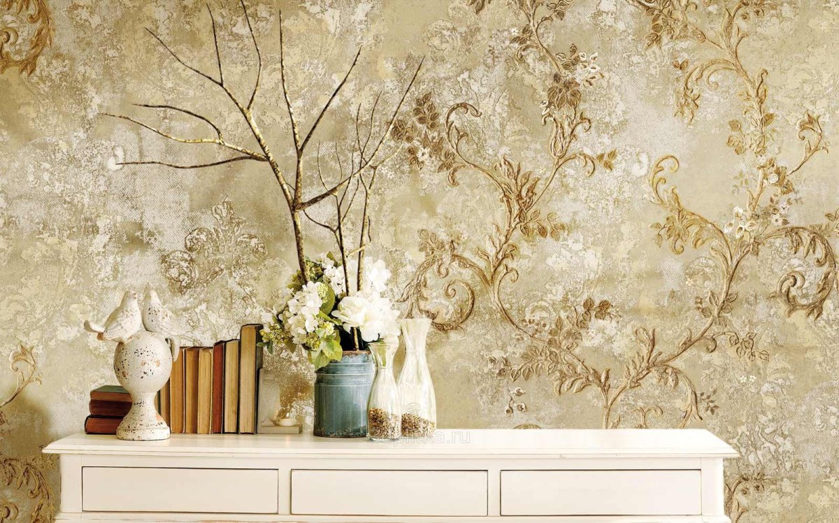 Оклеивание стен в гостиной