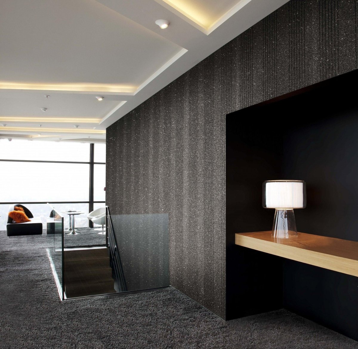 Обои из слюды в интерьере