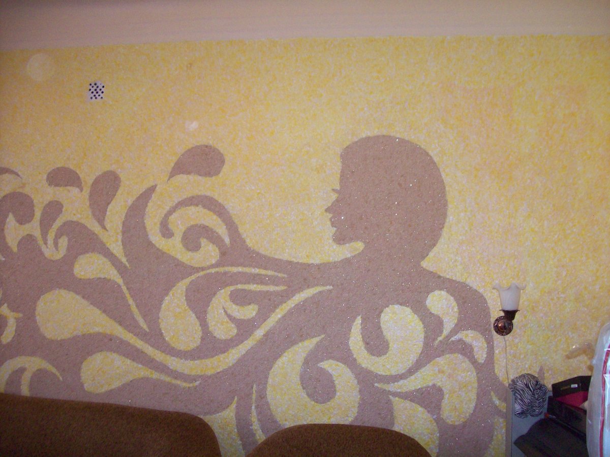 Орнамент на стене