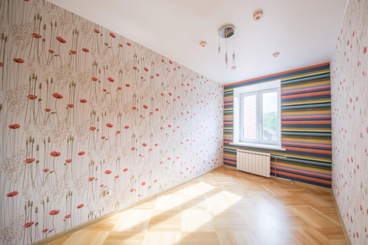 Полосатые стены в интерьере