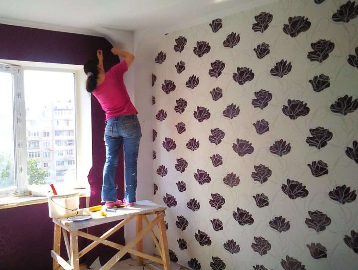 Оклеить комнату