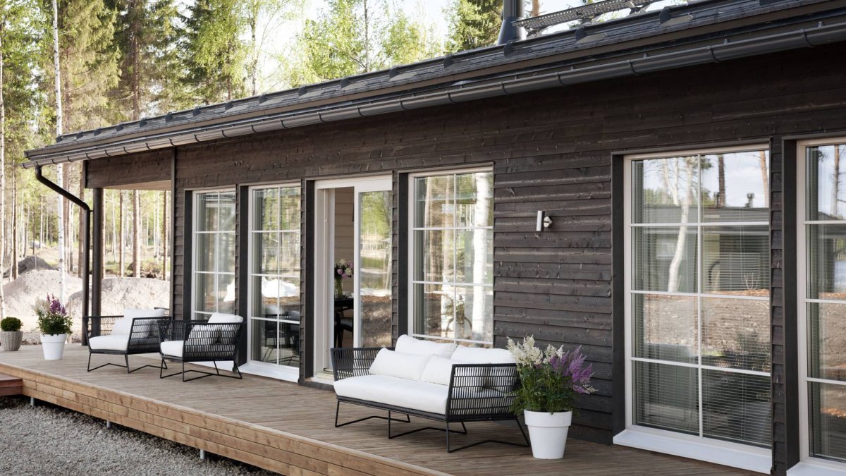 Веранда с панорамными окнами