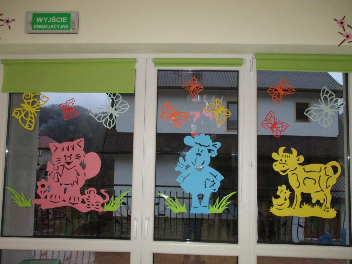 Весеннее украшение интерьера