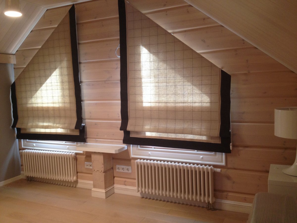 Римские шторы на наклонные окна