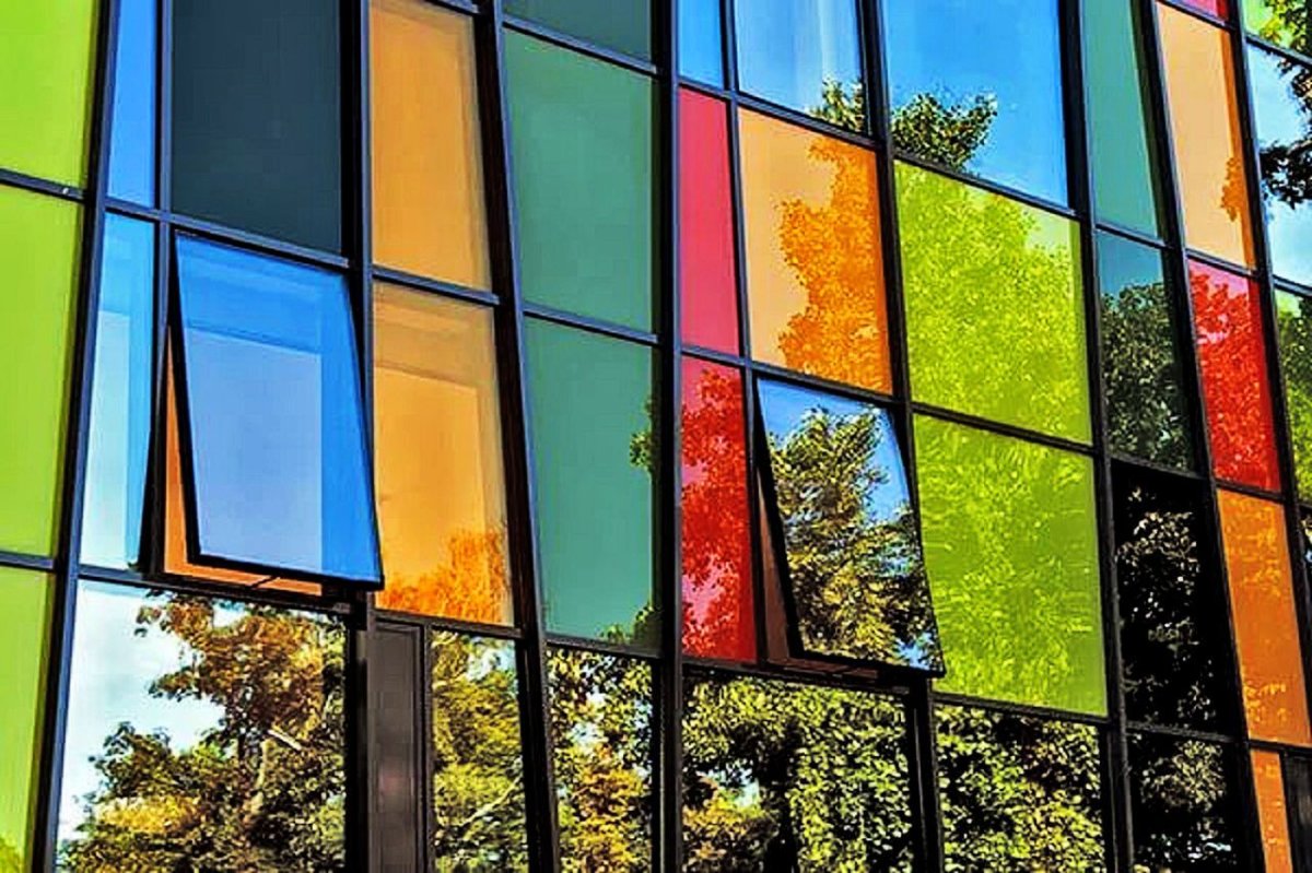 Полупрозрачная пленка на окна