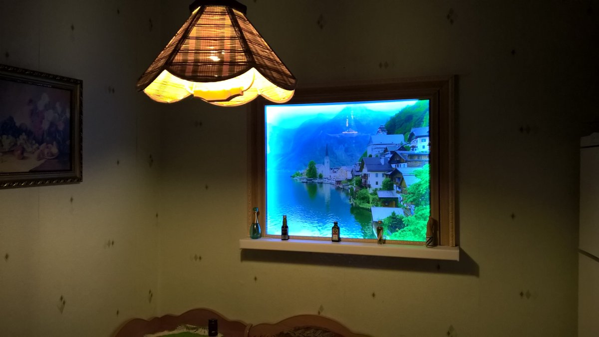 Окно с подсветкой фальш с подсветкой