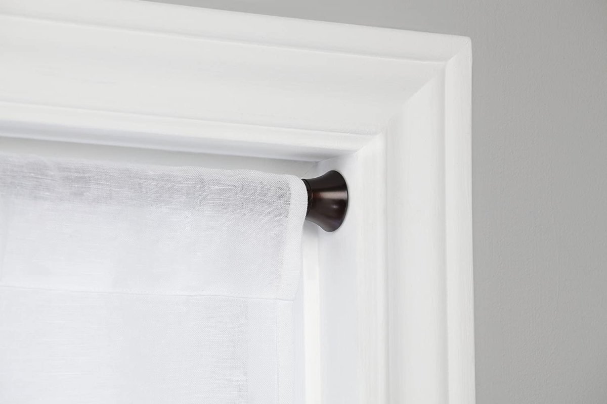 Карнизы для штор на пластиковые окна