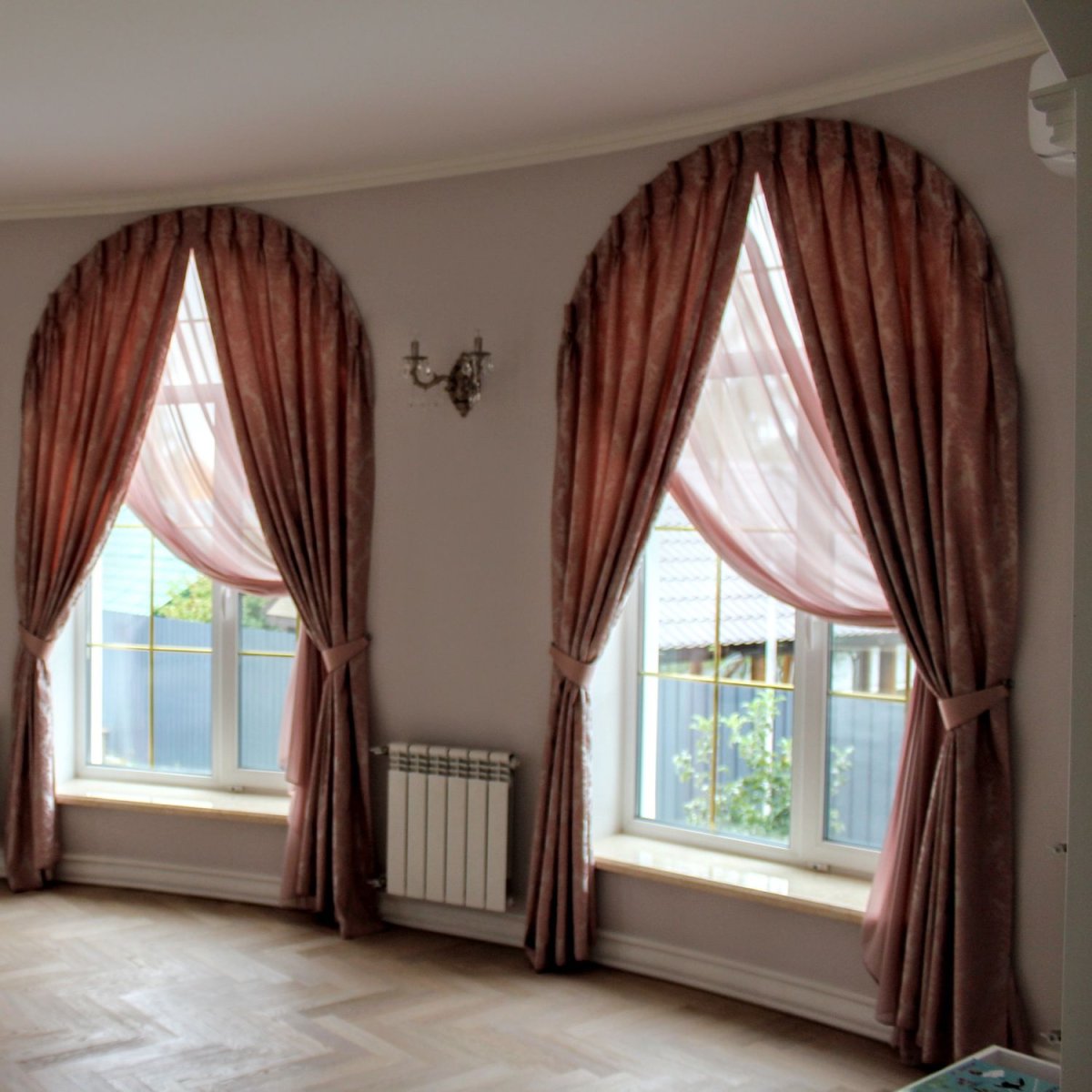 Шторы на арочные окна