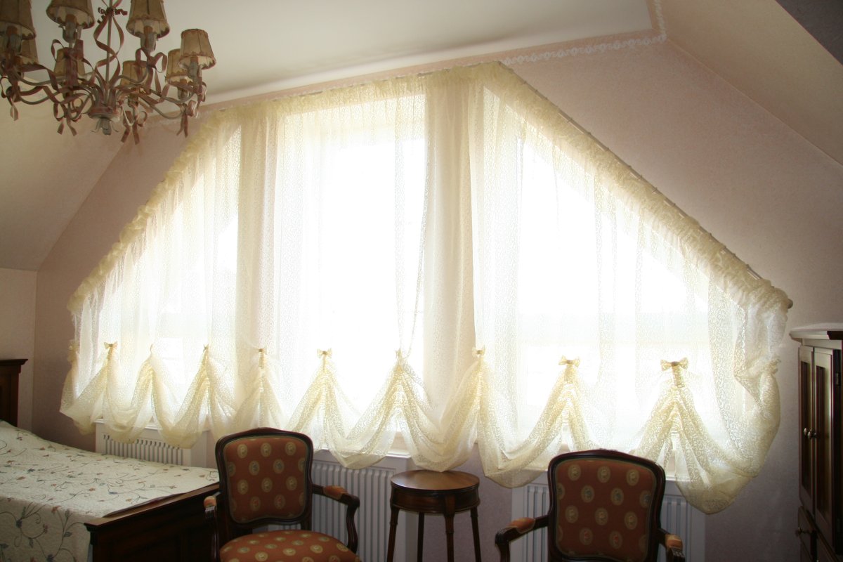 Шторы на окна неправильной формы
