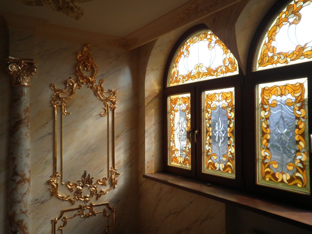 Витражи Тиффани в окна Барокко