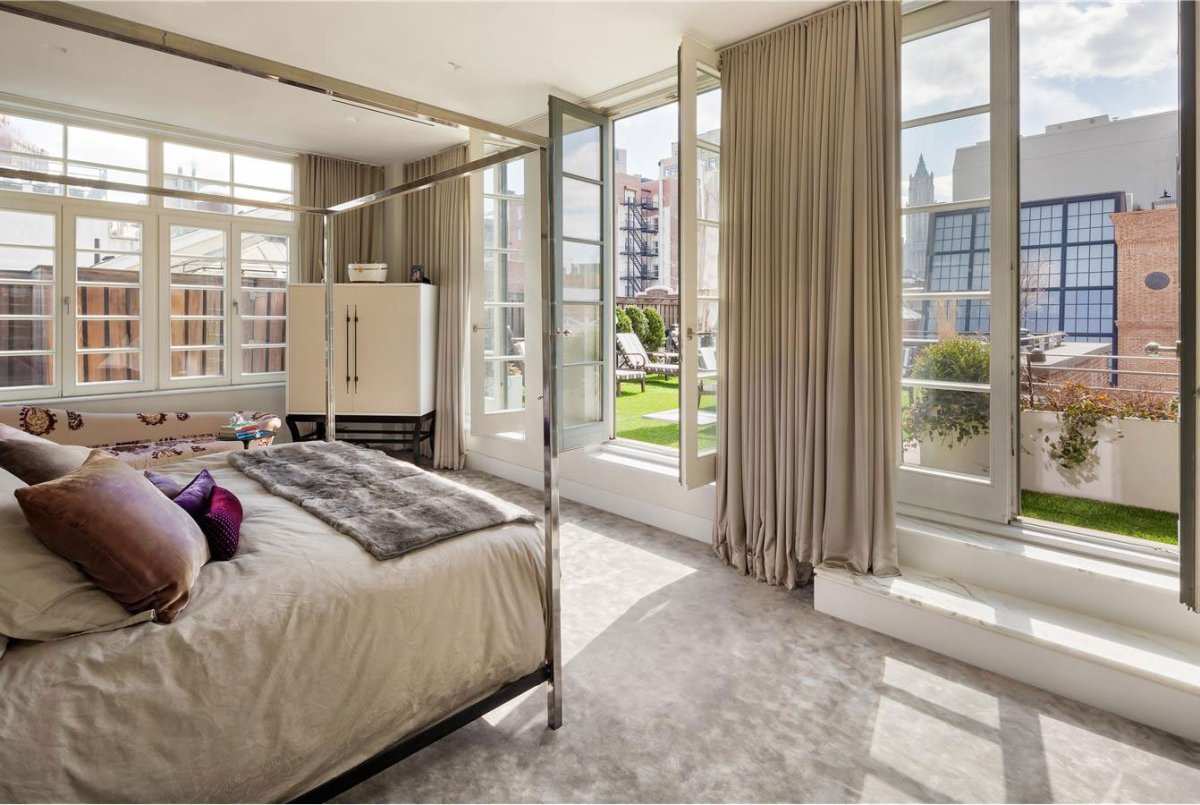Спальня в пентхаусе в Нью Йорке