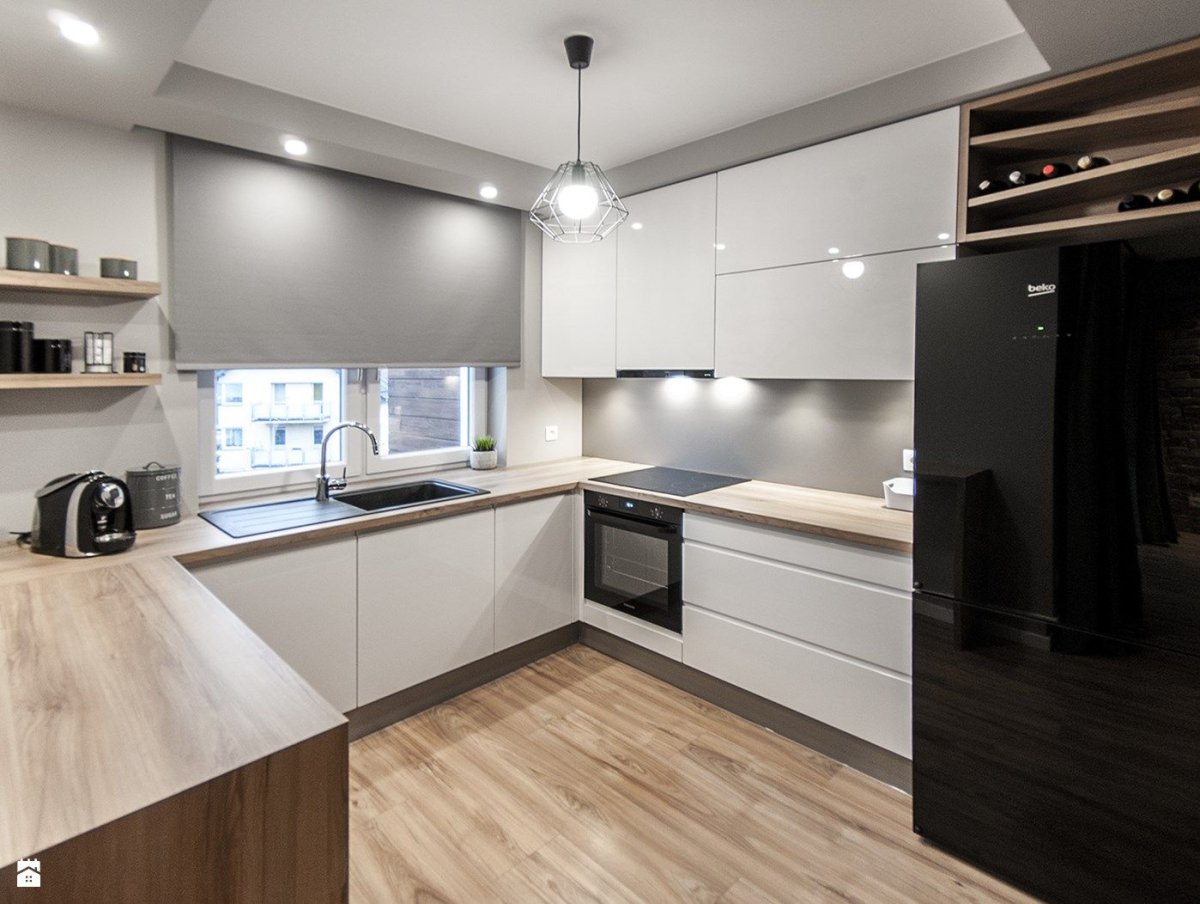 Современные кухни п образные