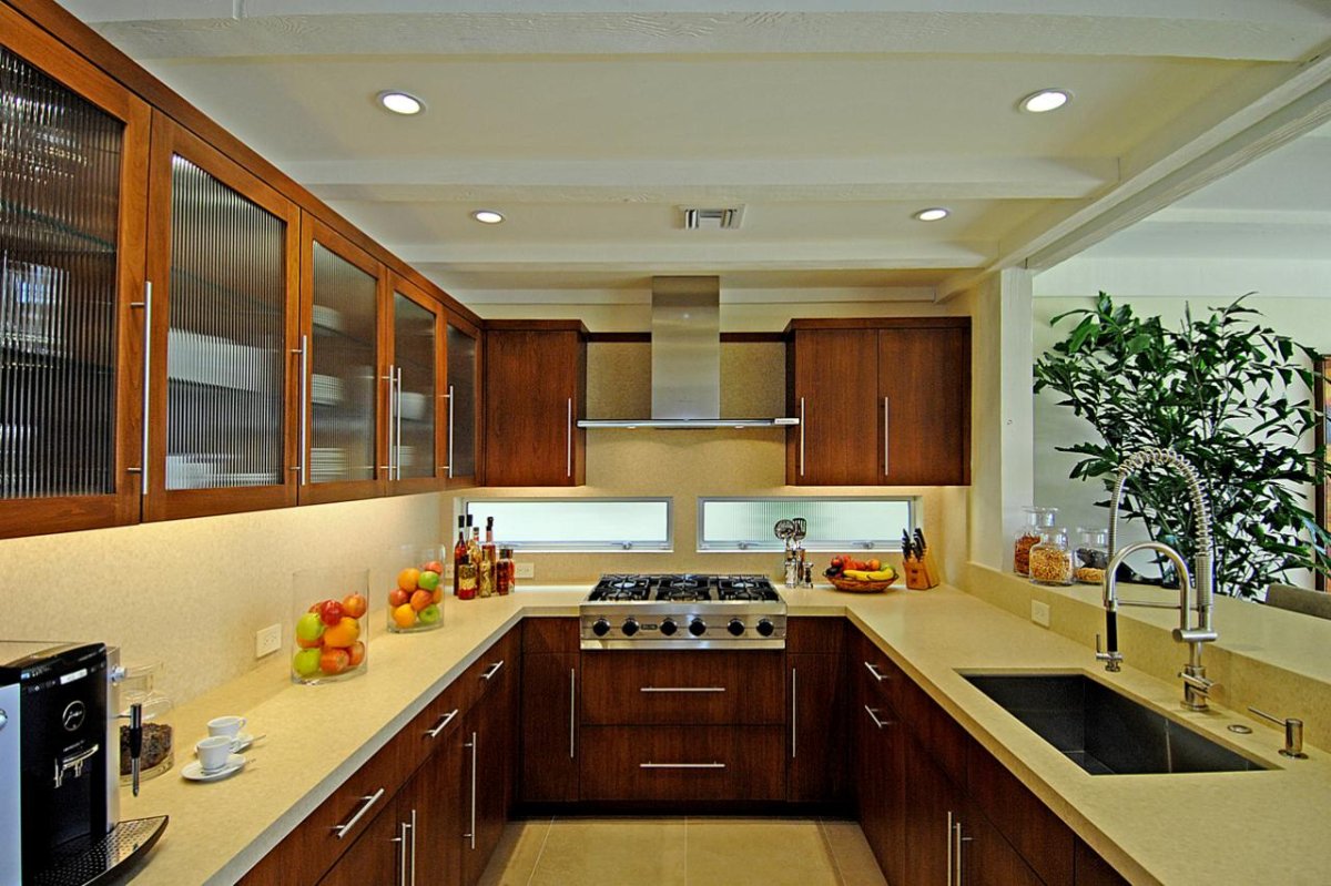 Планировка кухни в частном доме буквой п